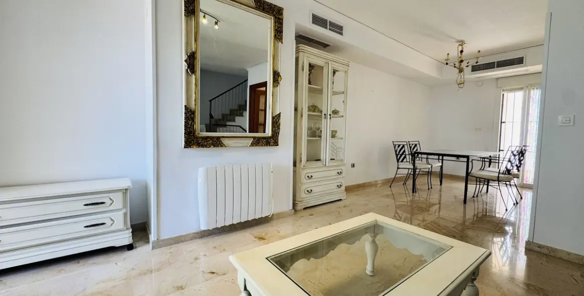 Sale of townhouse in Costabella 8