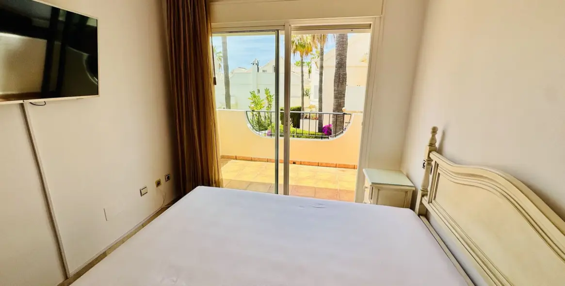 Sale of townhouse in Costabella 15
