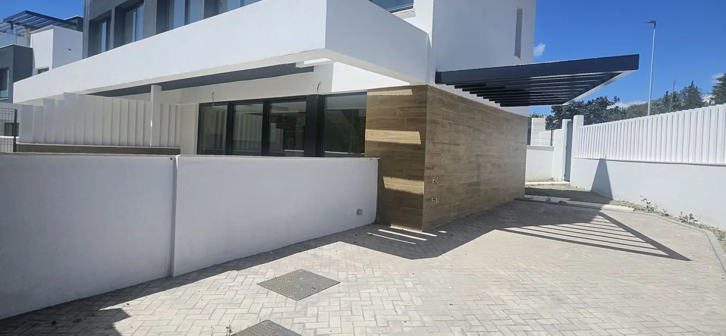 Sale of semi-detached house in Atalaya 2