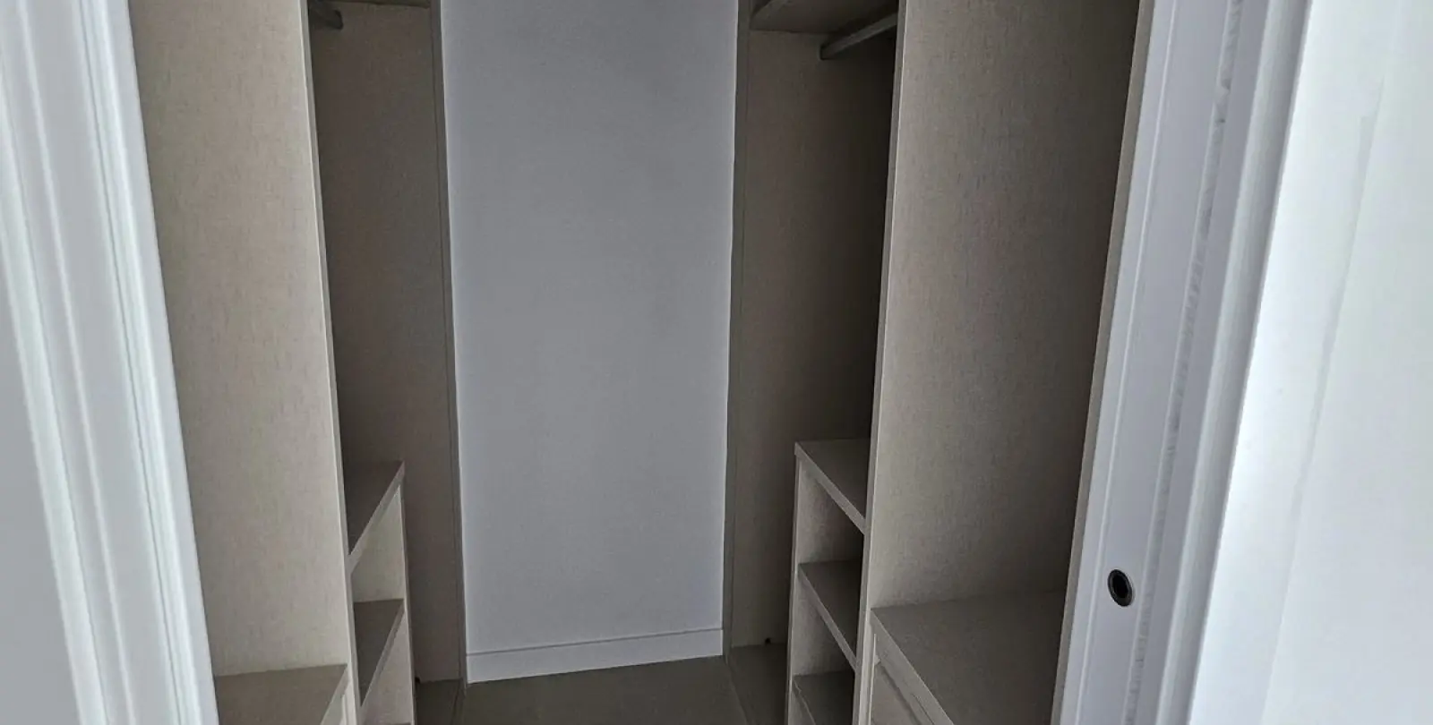 Sale of semi-detached house in Atalaya 18