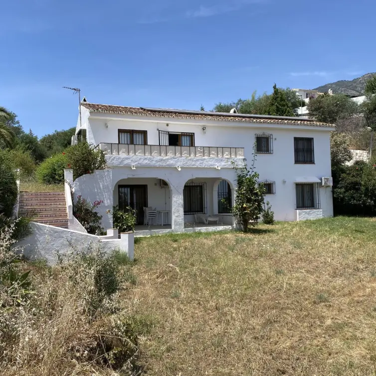 Sale of detached villa in Mijas