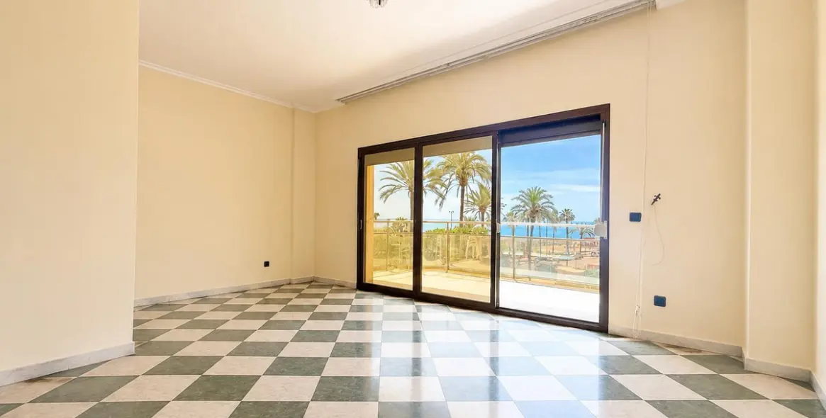 Sale of duplex in Torremolinos 17