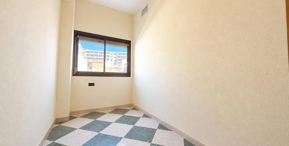 Sale of duplex in Torremolinos 19