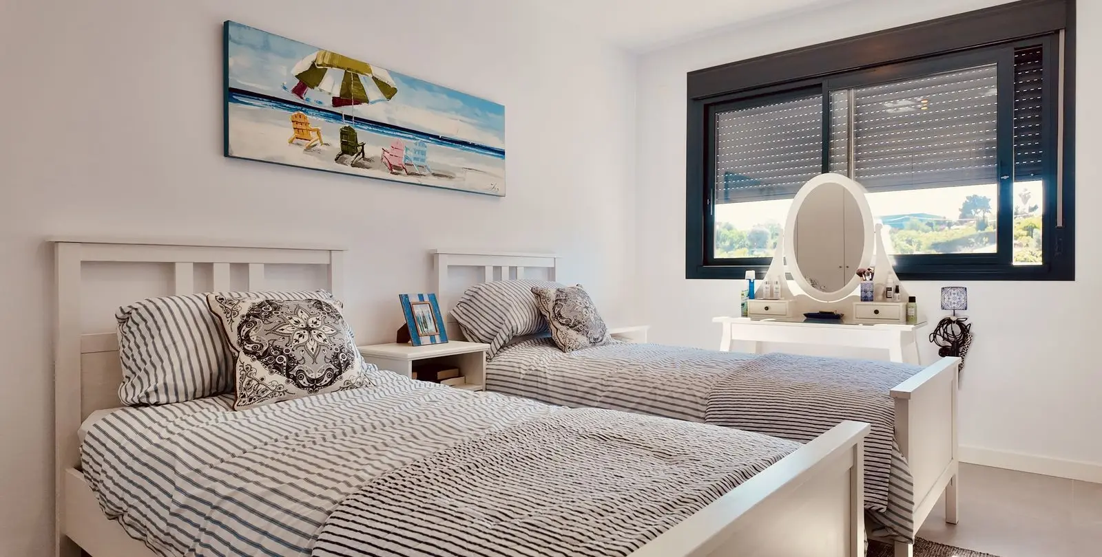 Продажа дома на две семьи в New Golden Mile 15
