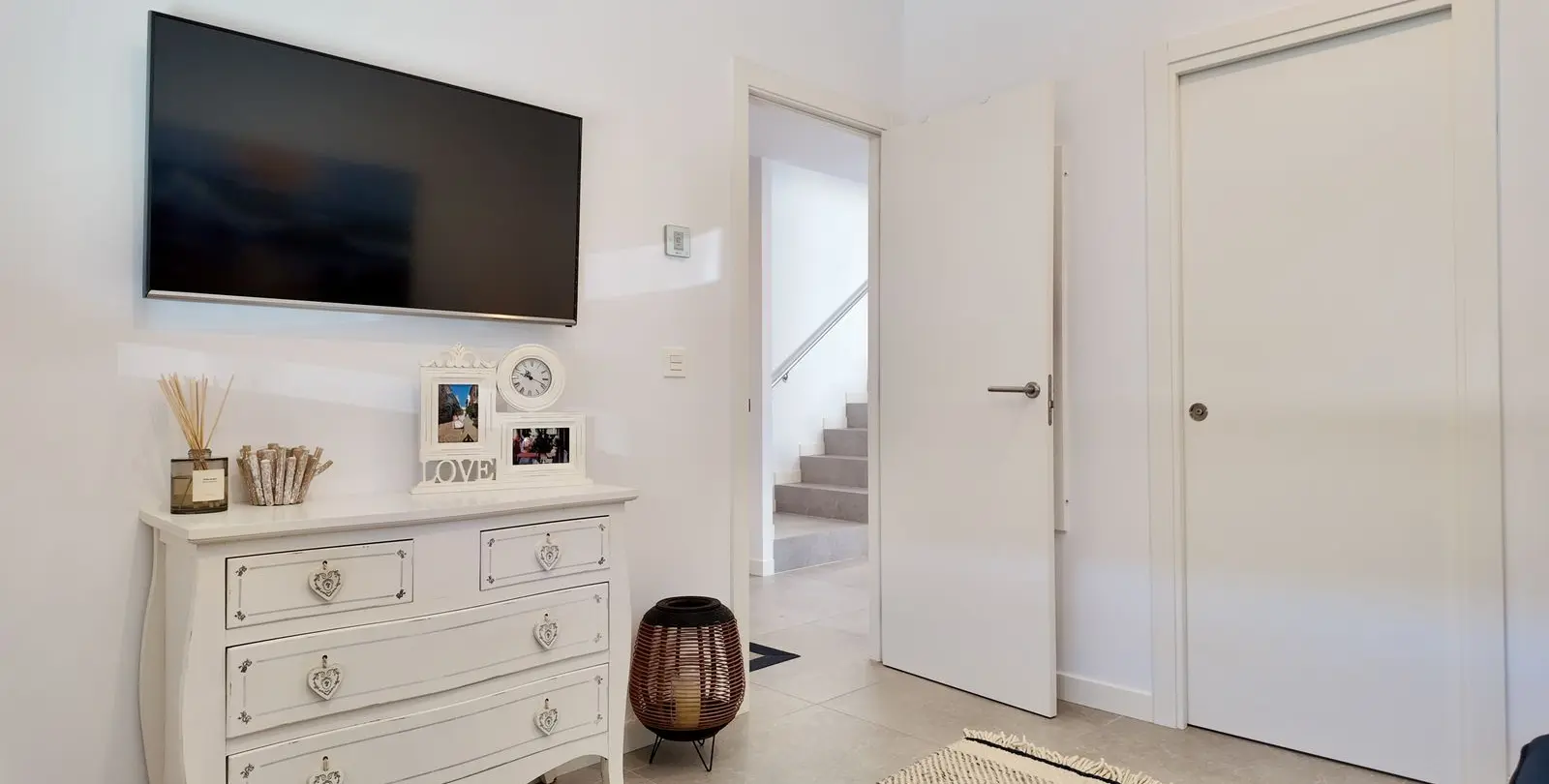 Продажа дома на две семьи в New Golden Mile 50