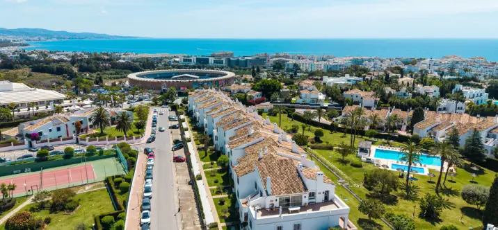Продажа апартаментов на первом этаже в Nueva Andalucía 0