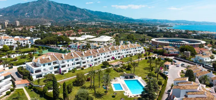 Продажа апартаментов на первом этаже в Nueva Andalucía 1