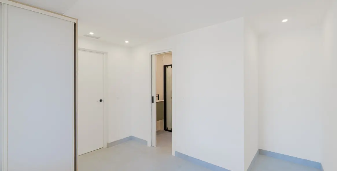 Venta de apartamento en planta baja en Nueva Andalucía 13