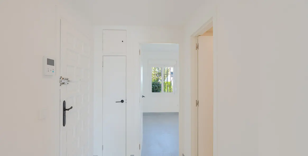 Venta de apartamento en planta baja en Nueva Andalucía 27