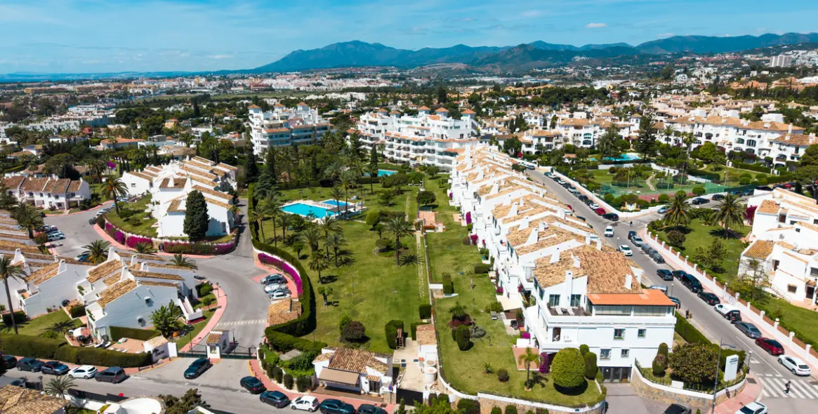 Venta de apartamento en planta baja en Nueva Andalucía 36