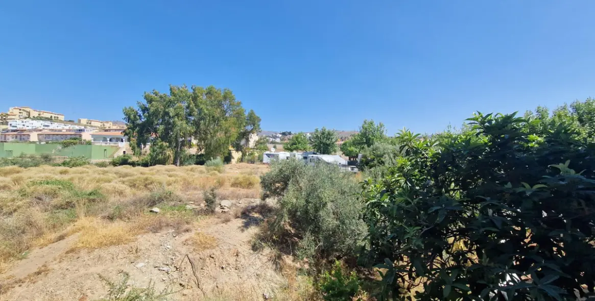 Продажа  отдельно стоящей виллы в Rincón de la Victoria 47
