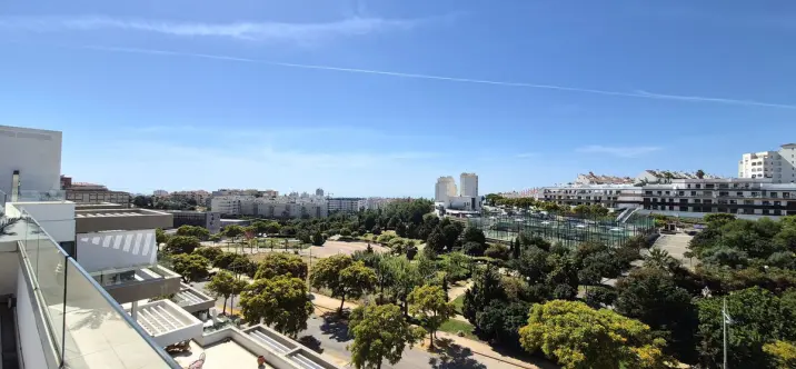 Продажа двухуровневого пентхауса в Estepona 3