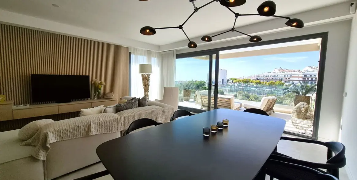 Продажа двухуровневого пентхауса в Estepona 21
