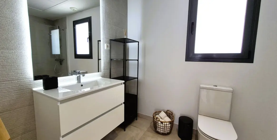 Продажа двухуровневого пентхауса в Estepona 51