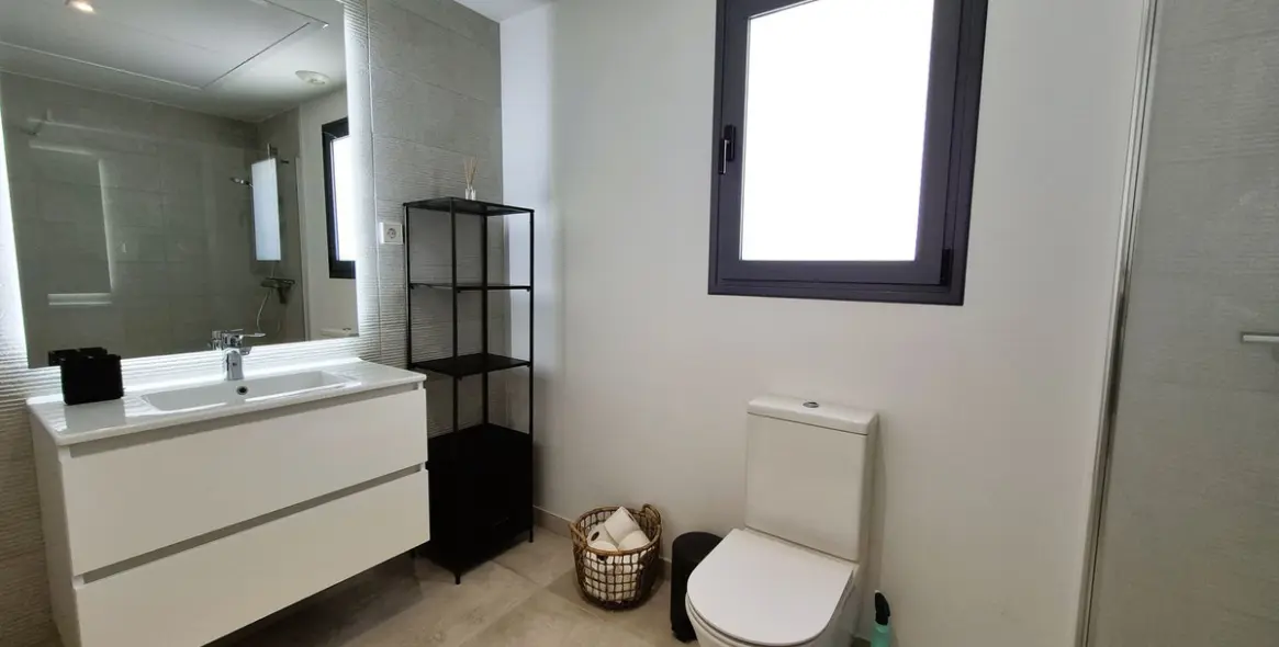 Продажа двухуровневого пентхауса в Estepona 54