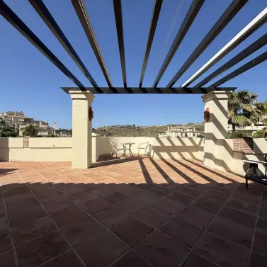 Sale of penthouse duplex in Benahavís