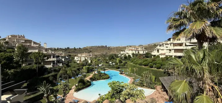 Sale of penthouse duplex in Benahavís 2