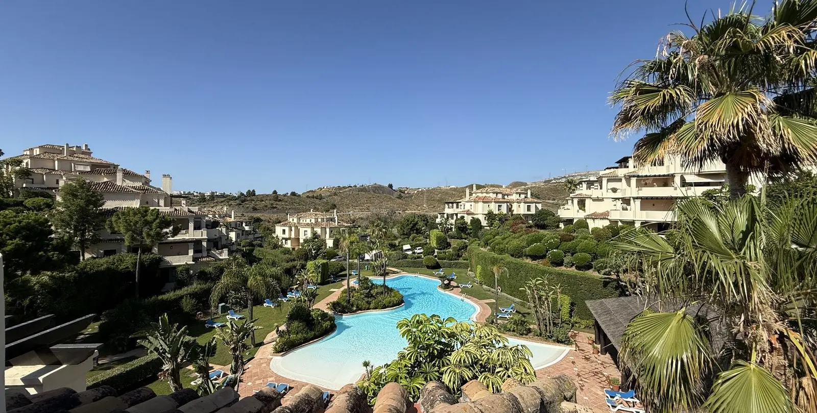 Sale of penthouse duplex in Benahavís 3