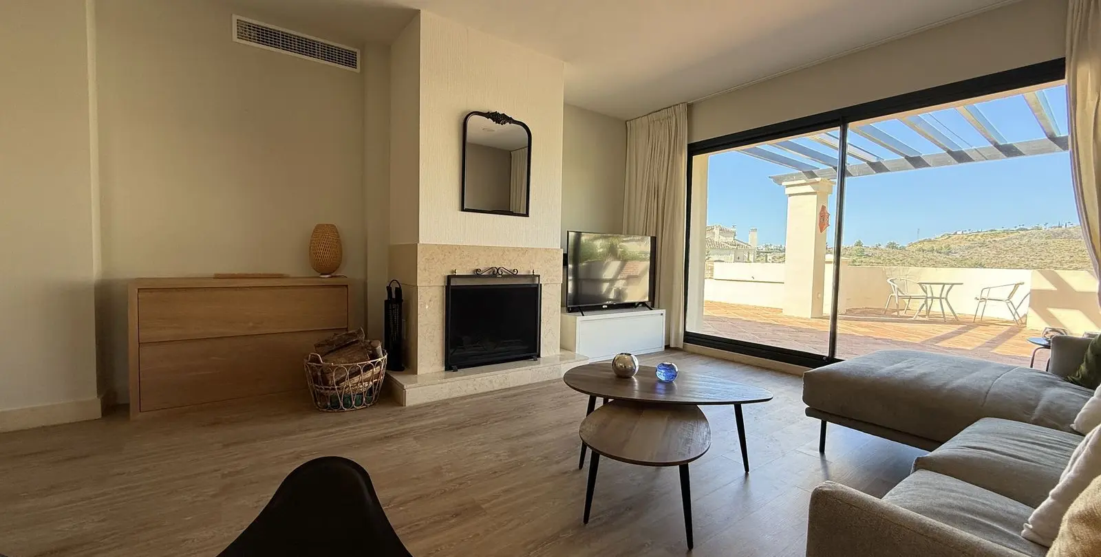 Sale of penthouse duplex in Benahavís 7