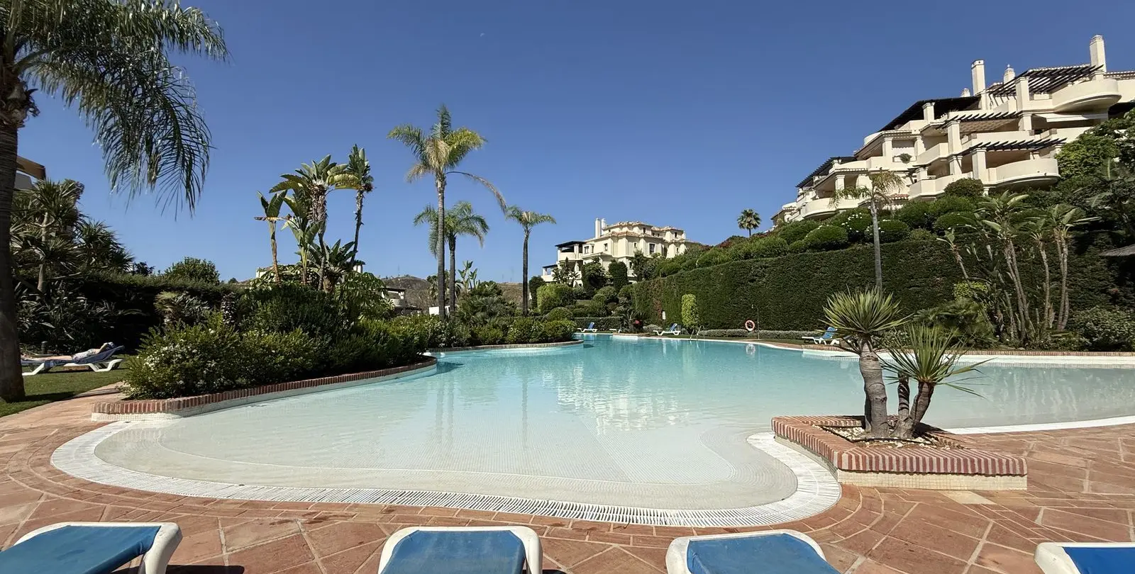 Sale of penthouse duplex in Benahavís 45