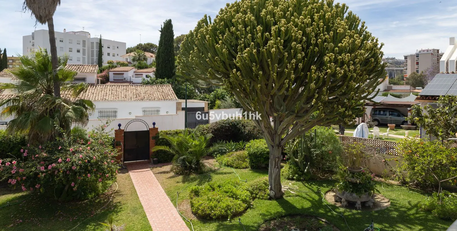 Sale of townhouse in Miraflores del Palo 3