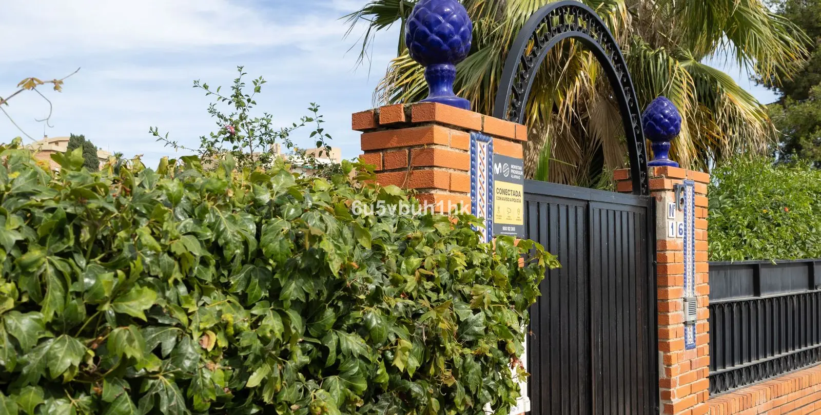 Sale of townhouse in Miraflores del Palo 15
