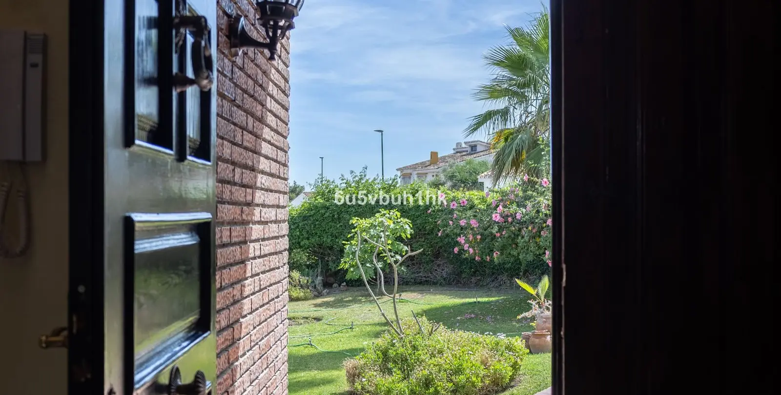 Sale of townhouse in Miraflores del Palo 16