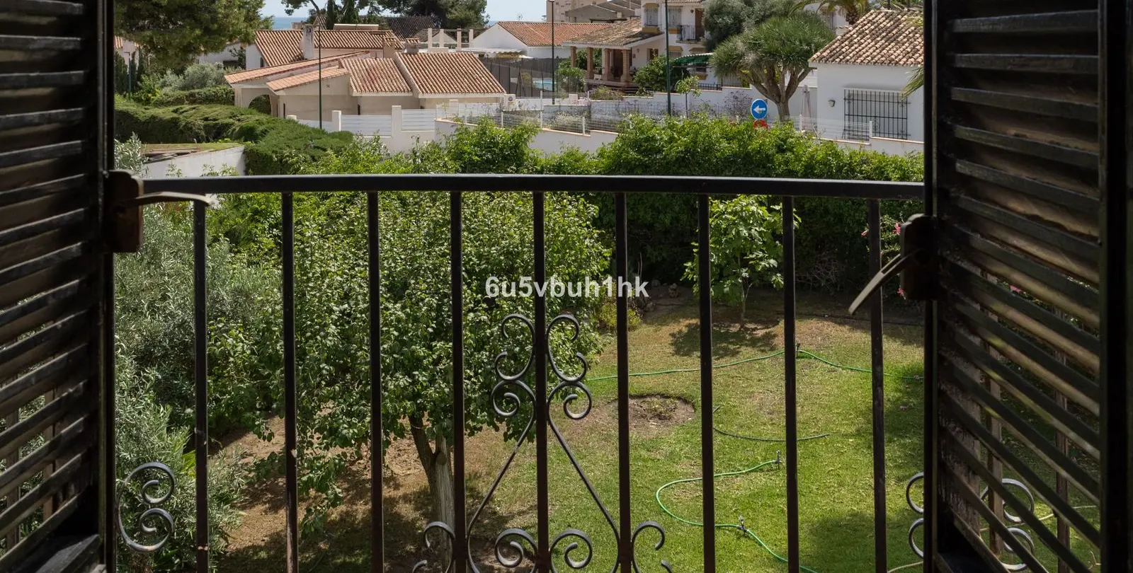 Sale of townhouse in Miraflores del Palo 34