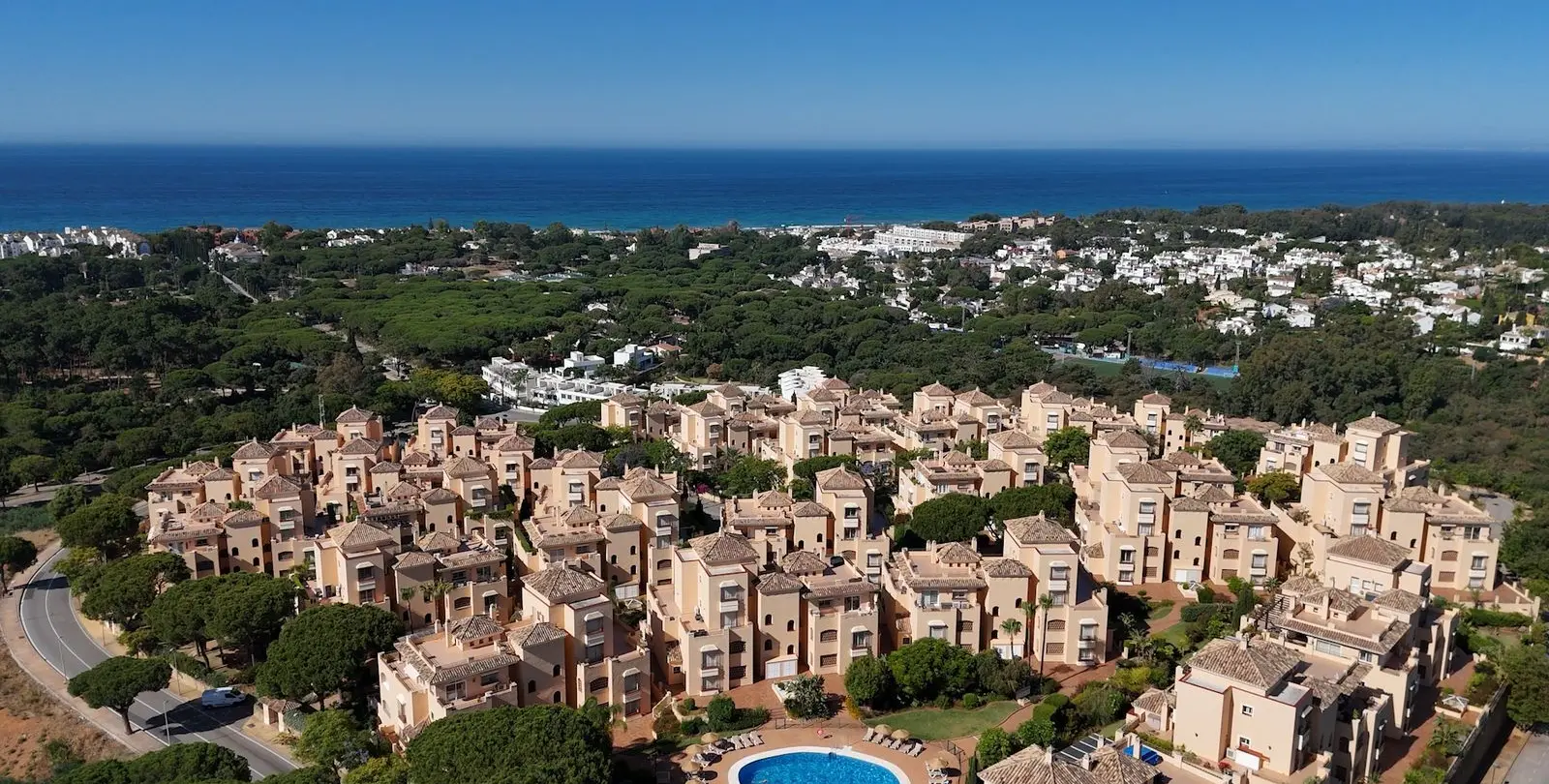 Продажа двухуровневого пентхауса в Elviria 3
