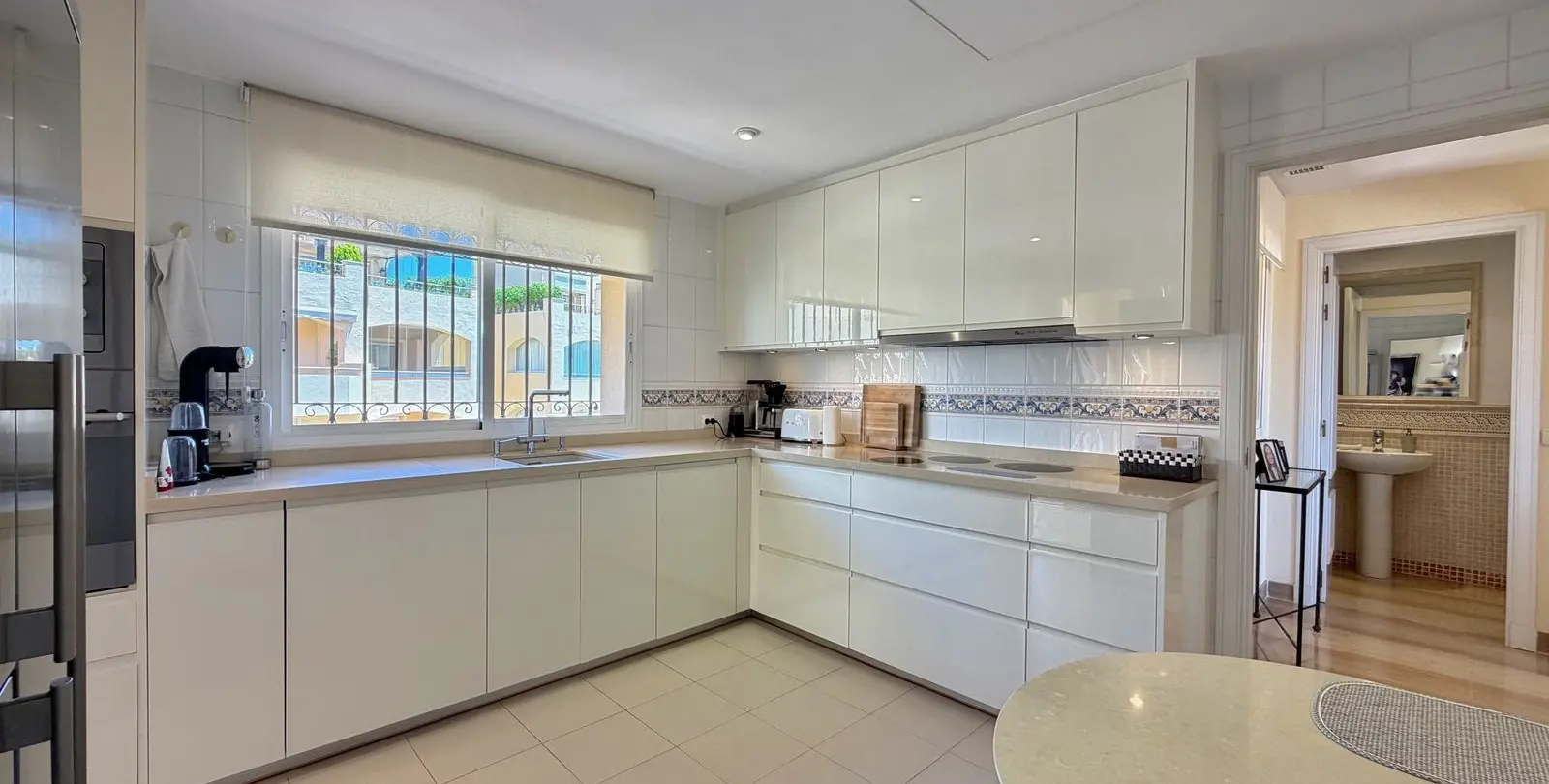 Продажа двухуровневого пентхауса в Elviria 13
