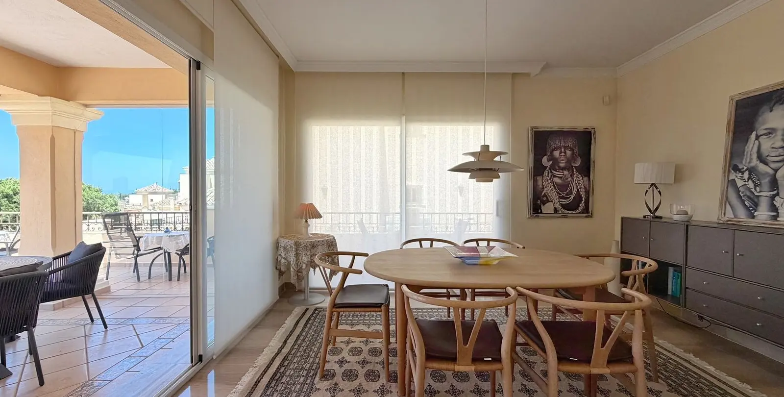 Продажа двухуровневого пентхауса в Elviria 19