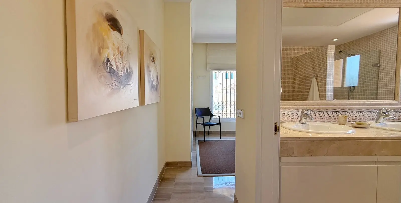 Продажа двухуровневого пентхауса в Elviria 29