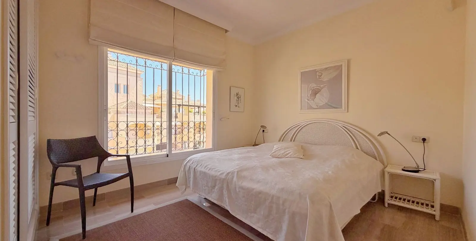 Продажа двухуровневого пентхауса в Elviria 30
