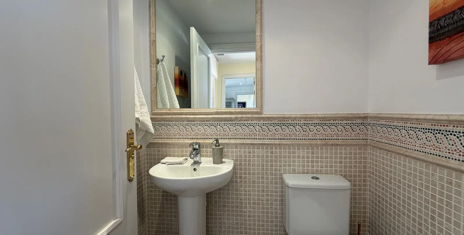 Продажа двухуровневого пентхауса в Elviria 52