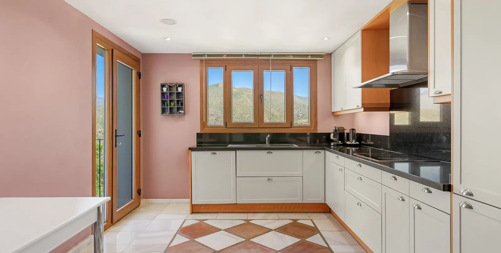 Venta de villa independiente en Benahavís 22