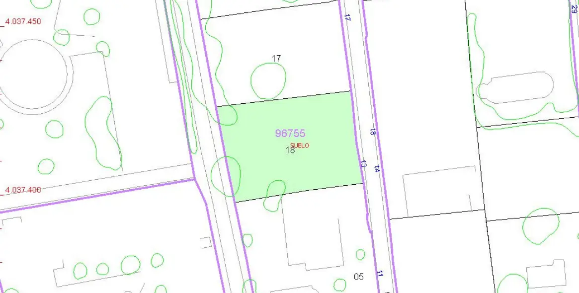 Sale of residential plot in Estepona 9