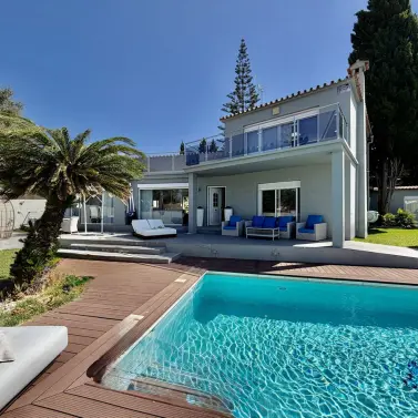 Venta de villa independiente en Cabopino