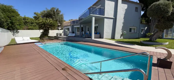 Venta de villa independiente en Cabopino 1