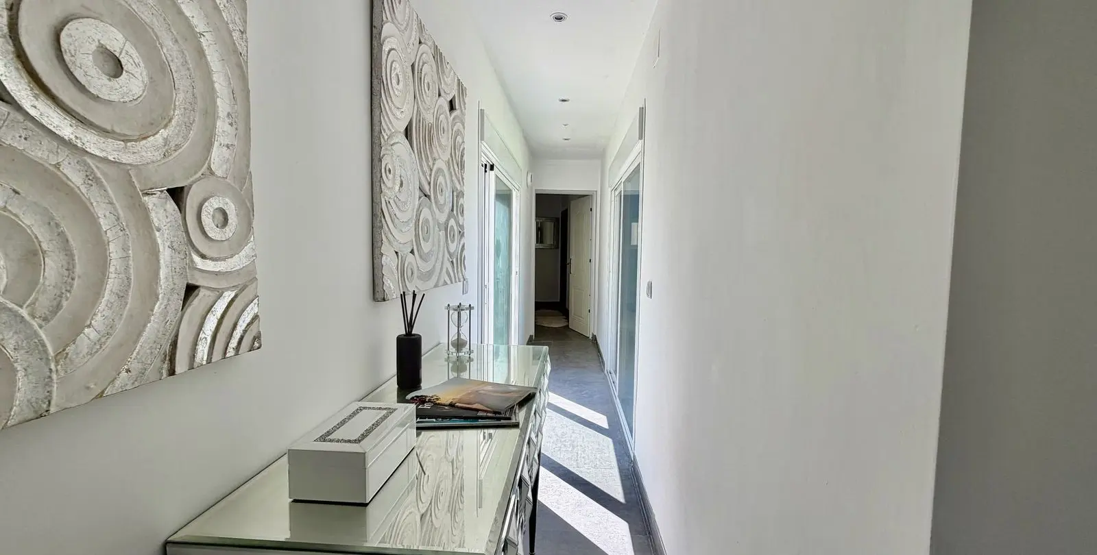 Sale of detached villa in Cabopino 21