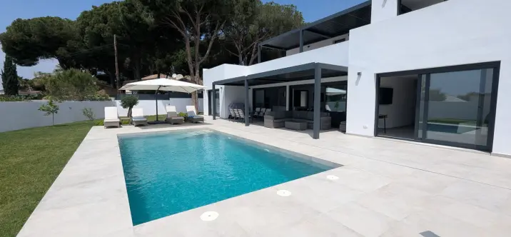 Venta de villa independiente en Artola 2