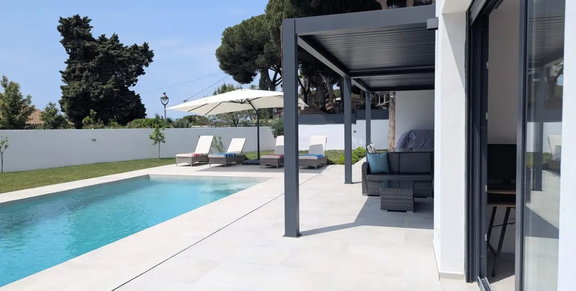 Venta de villa independiente en Artola 8