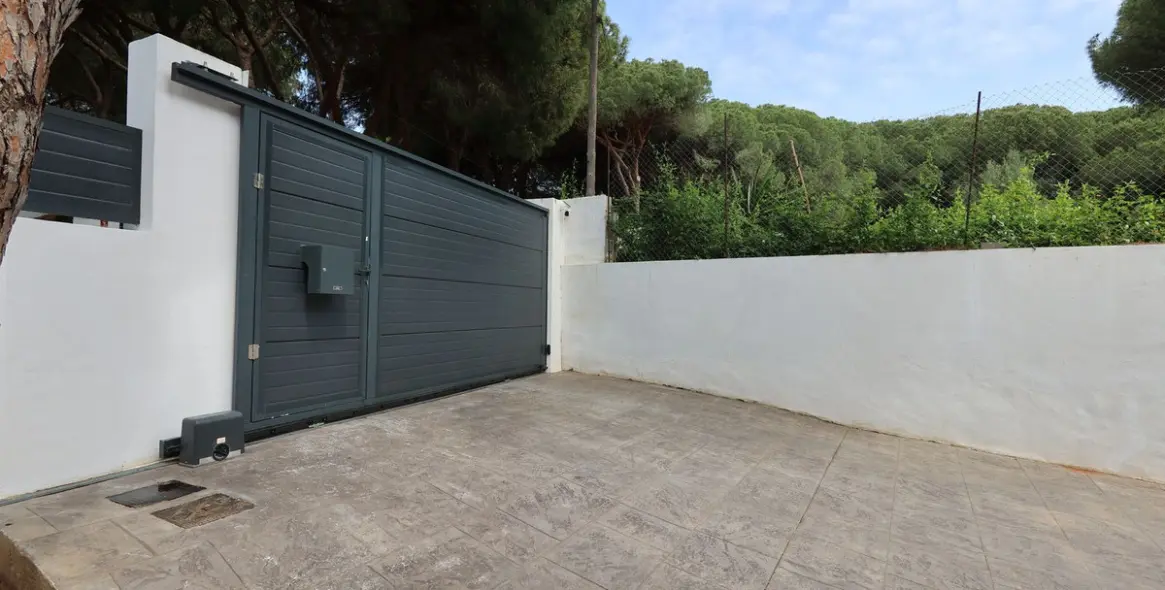 Venta de villa independiente en Artola 10