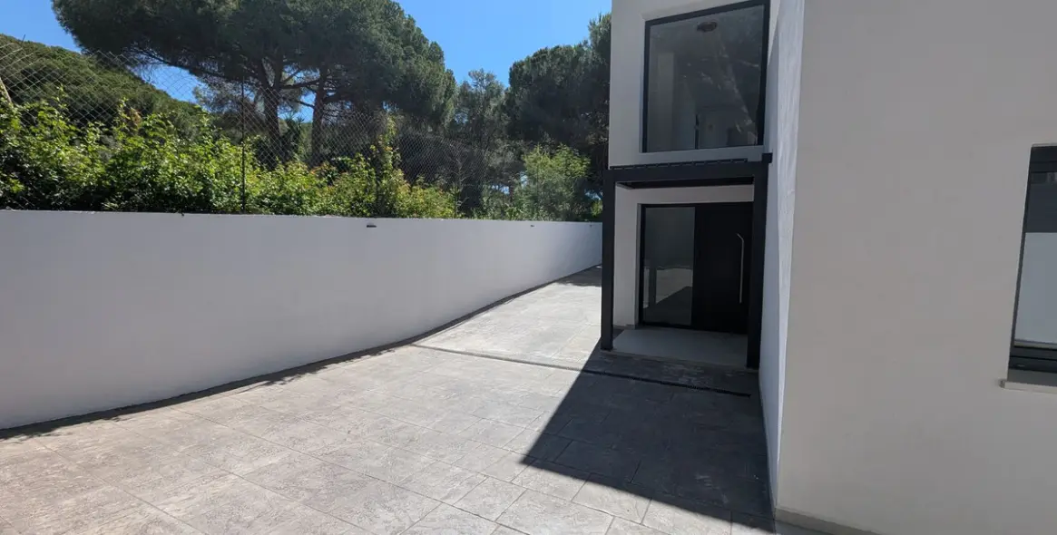 Venta de villa independiente en Artola 13