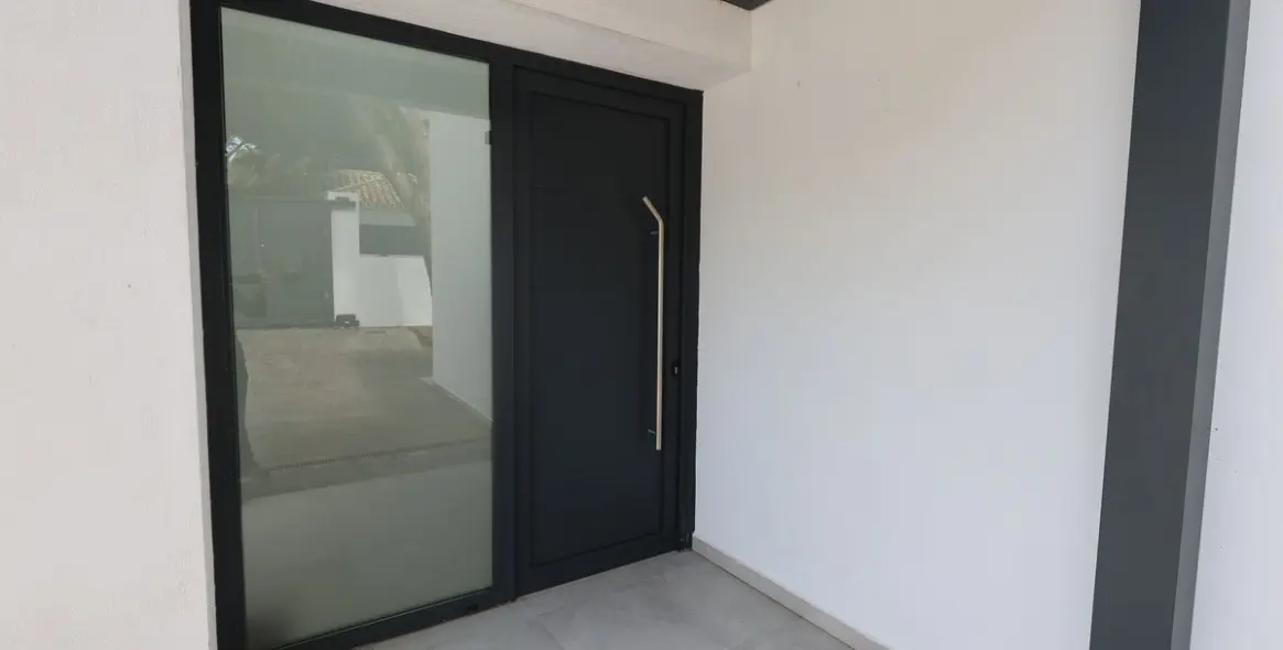 Venta de villa independiente en Artola 14