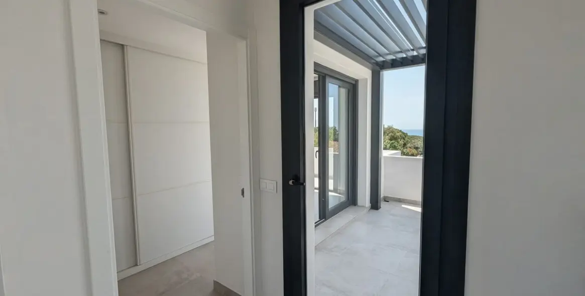 Venta de villa independiente en Artola 25