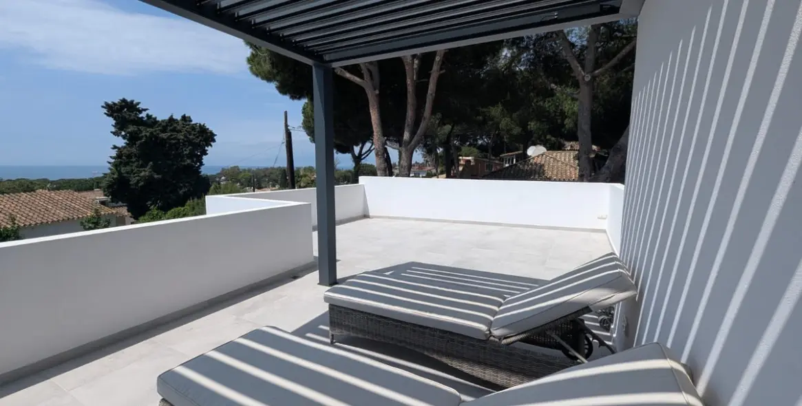 Venta de villa independiente en Artola 34