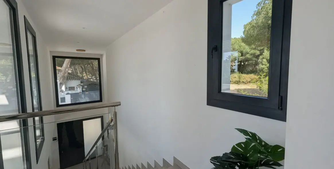 Venta de villa independiente en Artola 50
