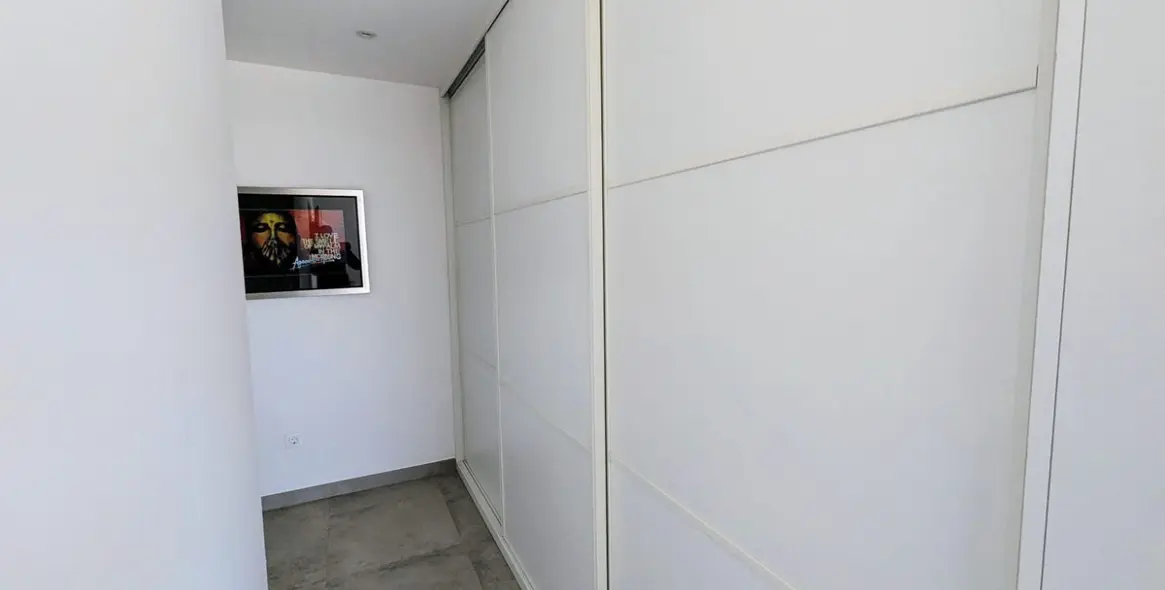 Venta de villa independiente en Artola 56