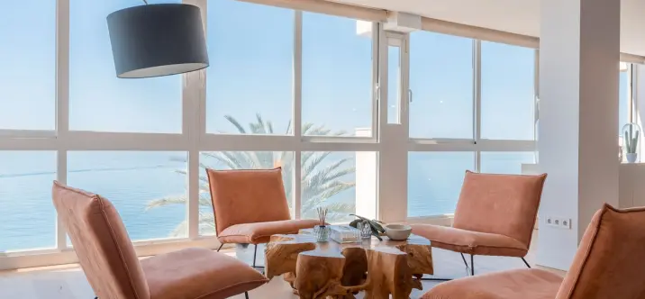 Venta de apartamento en planta media en Marbella 2