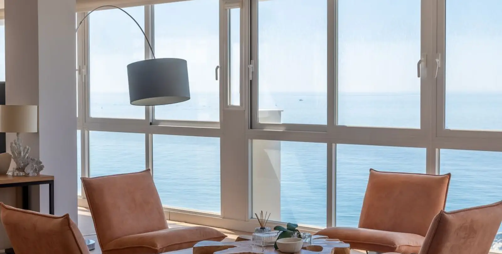 Sale of middle floor apartment in Marbella 12